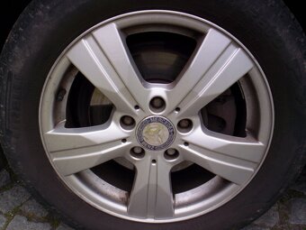 Mercedes-Benz B180 i - 15