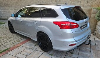 FORD FOCUS TOURNIER ST-LINE 1.5 ECOBOOST 2017 - 15
