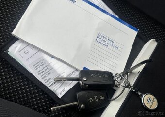 Hyundai i30 1,4 CVVT 1.MAJITEL ČR +ALU benzín manuál 80 kw - 15