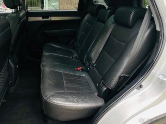 Kia Sorento 2.2D 4x4 MANUÁL VÝHŘEV 1.MAJITEL PANORAMA - 15