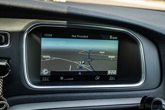Volvo V40 D2 2.0L 120k 2015 - 15