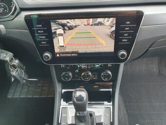 Škoda Superb 3 2.0 TDI 147kW DSG Matrix LED Navigace DAB R17 - 15