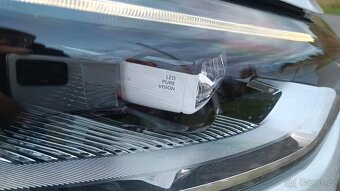 Renault Megane ENERGY TCe 130 EDC BOSE EDITION - 15