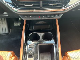 Škoda Enyaq iV 80, 150KW Tepelné čerpadlo, head-up display - 15