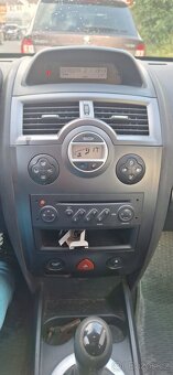 Renaul Mégane II 1.6 16V - 15