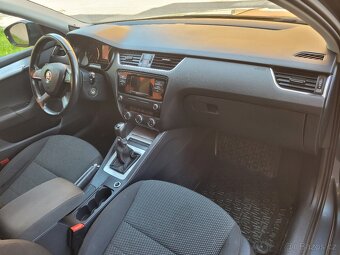 Octavia 3 1.6 TDI 77kW AMBIENTE pěkný stav - 15