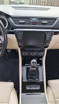 Škoda Superb 3 L&K 2.0TDI 140kw Max výbava-top stav - 15