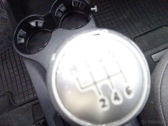 Kia Sportage 2,0 CRDI, 4X4 - 15