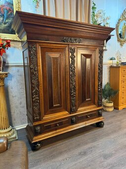 Monumentální skříň (141014) - 15