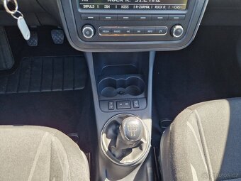 Škoda Roomster 1,4 16 V 63 KW, najeto pouze 31 tis. digikli - 15
