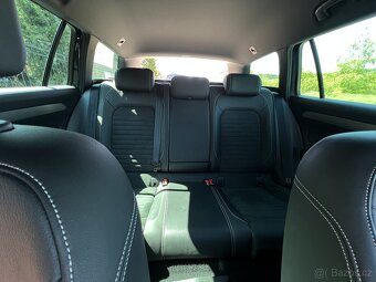 Pronájem Volkswagen Passat 2023 - 15