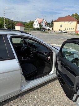 Mercedes-Benz C 200 CDI kombi (W204) - 15