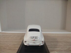 Legendární automobily minulé éry - 9 - 15