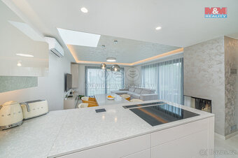 Prodej rodinného domu, 160 m², Křelov-Břuchotín, ul. Sadová - 15
