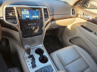 Jeep grand cherokee V8 5,7 HEMI WK2 - Nová Cena - 15
