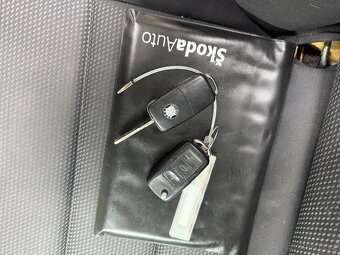 Škoda Octavia II 1.9TDI 77KW, 2005, KLIMATIZACE AUTOMATICKA - 15