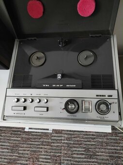 GRUNDIG UHER NORDMENDE TELEFUNKEN KOTOUCOVÉ MAGNETOFONY - 15