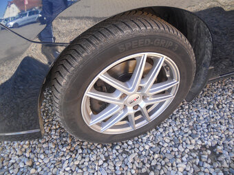 Mazda 5 2.0i MZR 110Kw 7míst - 15
