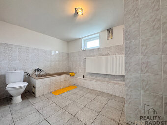 Prodej rodinného domu 4+1 Petrov, pozemek 1502 m2 - 15