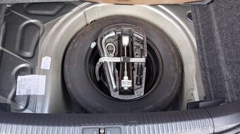 Volkswagen Polo 1.2i,44kw,5dveří,rv-2010,najeto 133399km. - 15