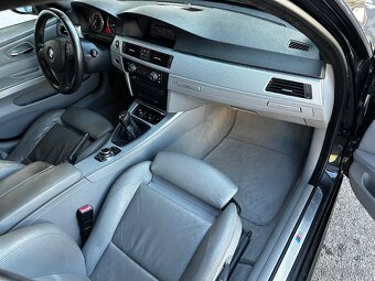 330i 200kw 6st. Manuál, M-paket 229000km, LCI, Xenon, Navi - 15