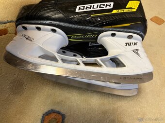 Dětské hokejove brusle Bauer Junior Supreme M4 - 15