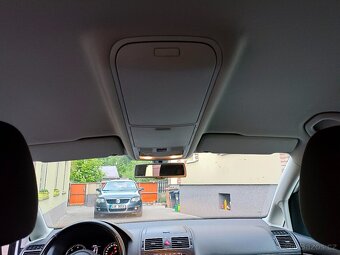VW Touran 2.0 Tdi 103 kW Comfortline - 15