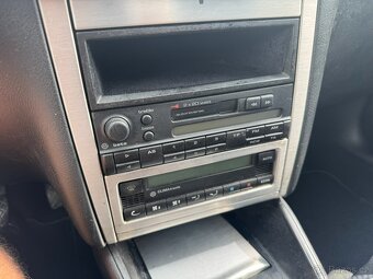 Volkswagen Golf 1,9 TDI 96 KW STK BRZDY - 15