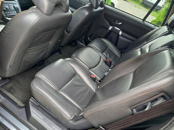 Volvo XC90  2.4D5 AWD 4x4+1.majitel+ROZVODY - 15