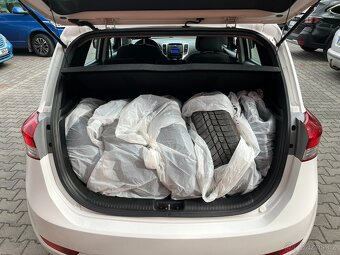 Hyundai iX20, 1,4, 2013,2. MAJ.ČR,pěkný stav - 15