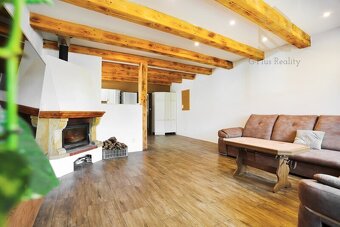 Prodej dvougeneračního domu 390m², pozemek 1356m², Louny - N - 15