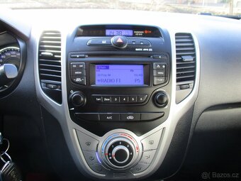 HYUNDAI iX 20 - 1.6 i - 1.majitel, jen 48000 km - 15