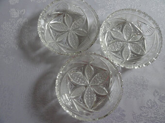 Skleničky 4 ks 200 Kč - 15