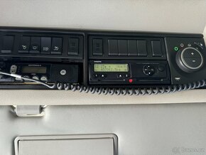 Volvo FMX 500 euro6, skĺapač S2, 8x4 - 15