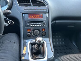 Peugeot 5008 ČR Serviska - 15