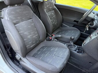 Opel Corsa 1.2i 63kW, ČR, 8/2014, 1.maj. jen 88tkm. - 15