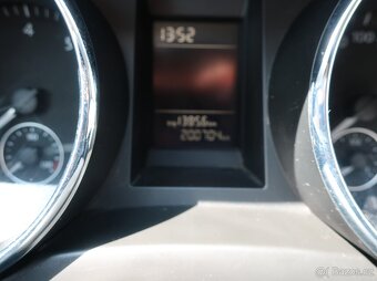 Škoda Yeti 1.2TSi 77kW FRESH DSG TAŽNÉ - 15