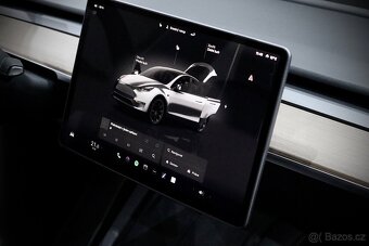 Tesla Model Y Long Range Dual Motor AWD   07/2023   DPH - 15