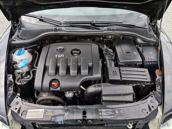 ŠKODA Octavia II combi 2.0 TDi 103kW DSG ELEGANCE - 15