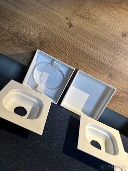 Apple AirPods (3. generace) Lightning nabíjecí pouzdro - 15