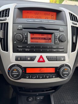 Kia Ceed 2.0i 16V DOHC, Klimaaut.,Navi,Tempomat,Kuze, - 15