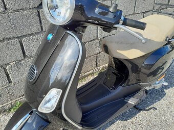 Vespa LX 50 4t 2011, moc pěkný stav, 16tis.km - 15