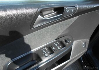 Volkswagen Passat 1,8 TSi Combi B6 Serviska benzín - 15