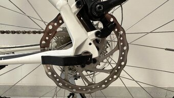 Horské kolo Cannondale, rám М, pro jezdce od 160 cm. - 15