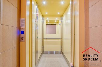 Pronájem moderního bytu 2+kk s balkónem, 77 m2 ul. Na Poříčí - 15