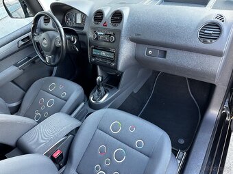 Maxi 2.0tdi 103kw DSG 7-míst, 274000km, PDC, DigiAC - 15