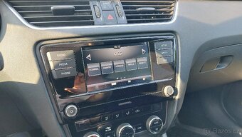 ŠKODA OCTAVIA 3 COMBI 1.6 TDI 85 KW - 15