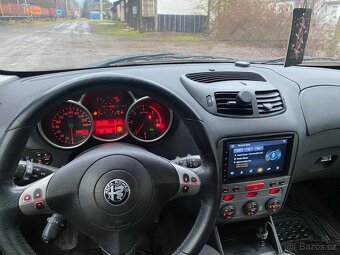 Prodám Alfa Romeo 147 1.9jtd 108kw STK 11/2026 - 15