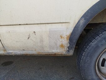 Ford tranzit 2.4 - 15