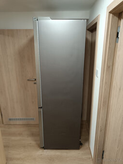 Chladnička s mrazničkou Samsung RB38T676CS9 203cm pův.c.19k - 15